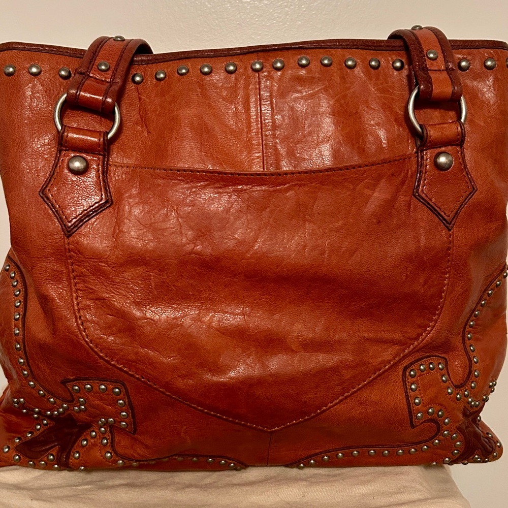 A Stunner!!!⭐️Studded & Embroidered Leather Cripple Creek large Tote! - Picture 6 of 11
